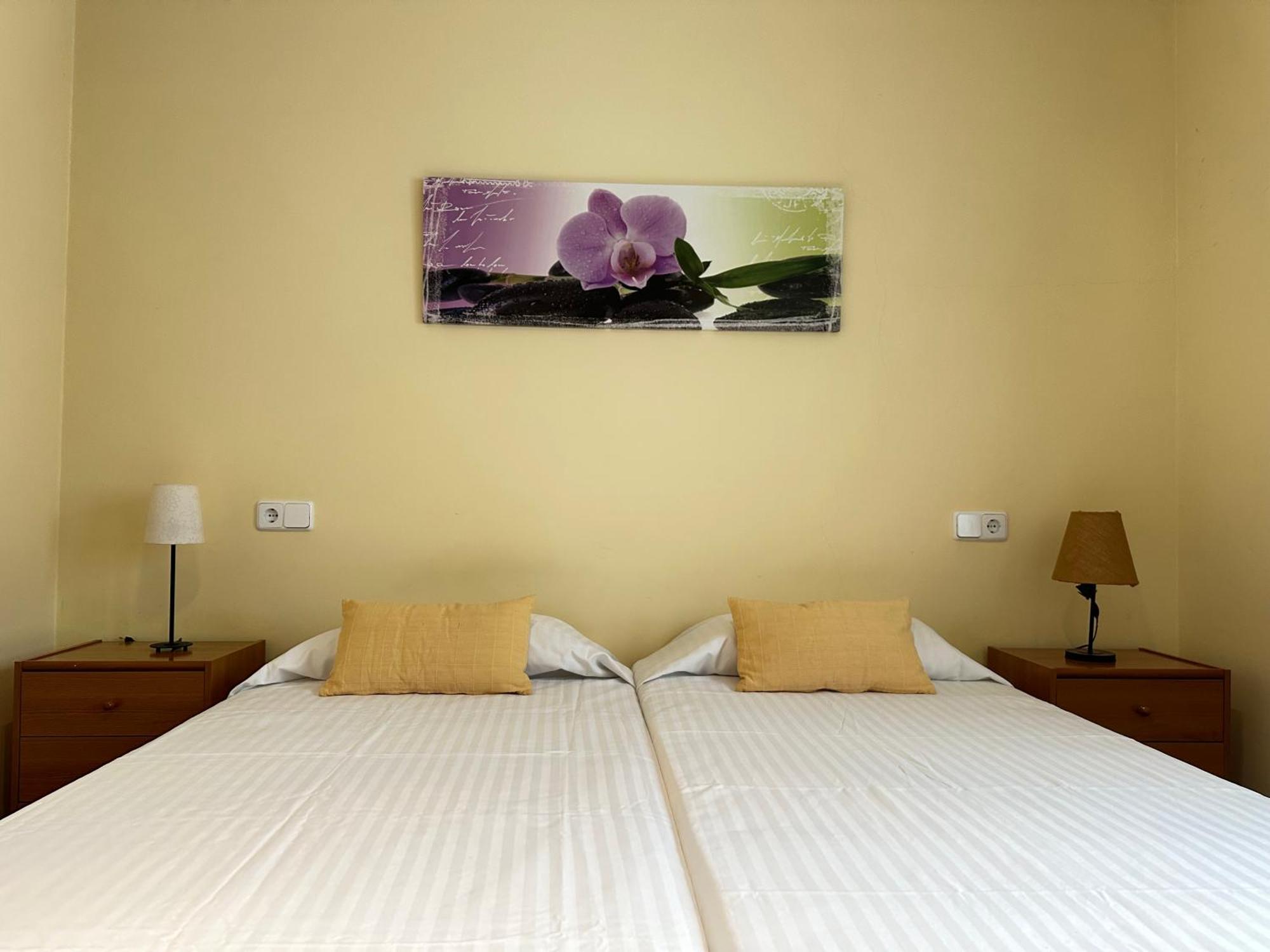 Agi Llotja Plazza Apartment Roses Exterior photo